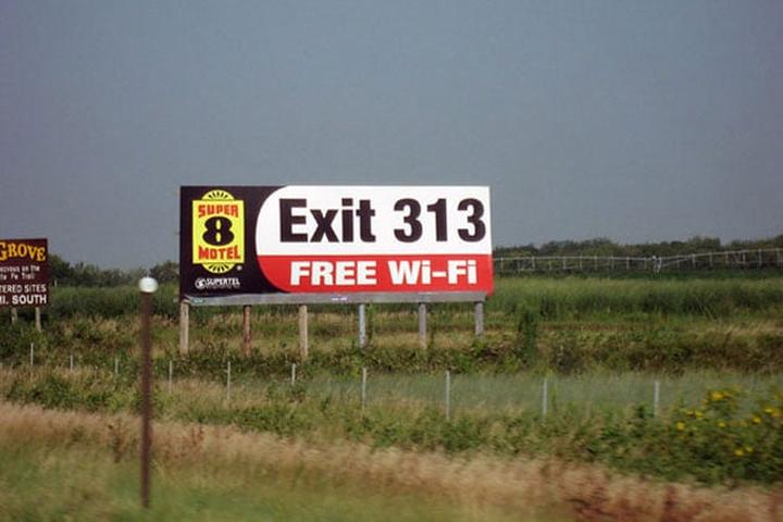 Bezpłatny internet – Gdzie szukać informacji i jak skutecznie z niego korzystać?