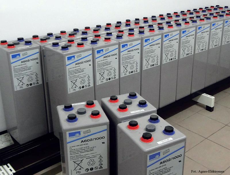 Akumulator AGM czy żelowy do fotowoltaiki – jak dokonać właściwego wyboru?